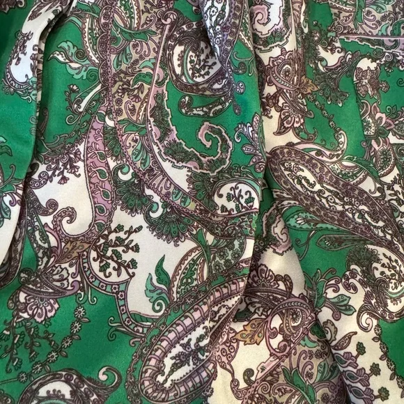 Green Paisley Women's wrap Dress - Picture 7 of 10